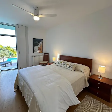 Villa Casa Andorinha With Private Pool & Coastal Views
