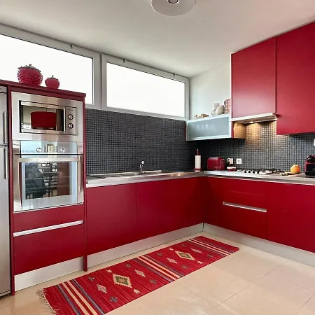 Casa Andorinha With Private Pool & Coastal Views *