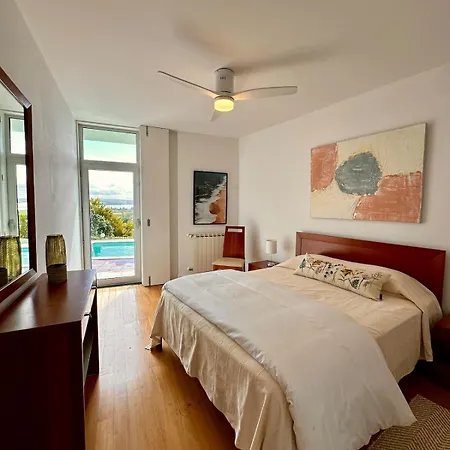 Villa Casa Andorinha With Private Pool & Coastal Views