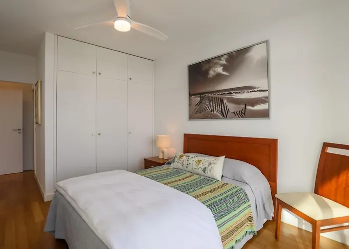 Casa Andorinha With Private Pool & Coastal Views Villa Foz do Arelho