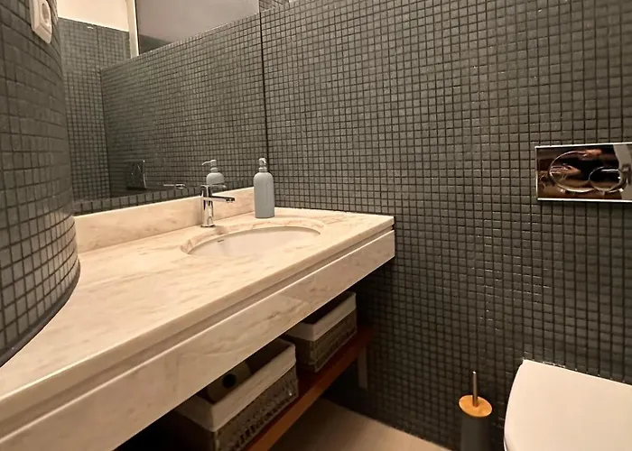 Villa Casa Andorinha With Private Pool & Coastal Views