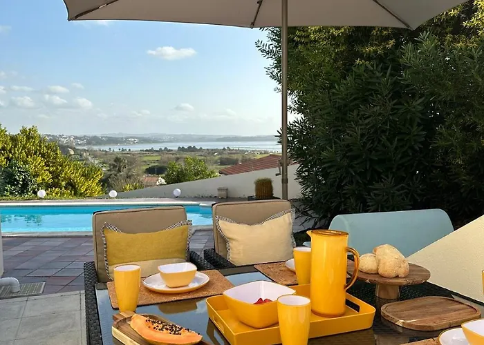 Casa Andorinha With Private Pool & Coastal Views Foz do Arelho