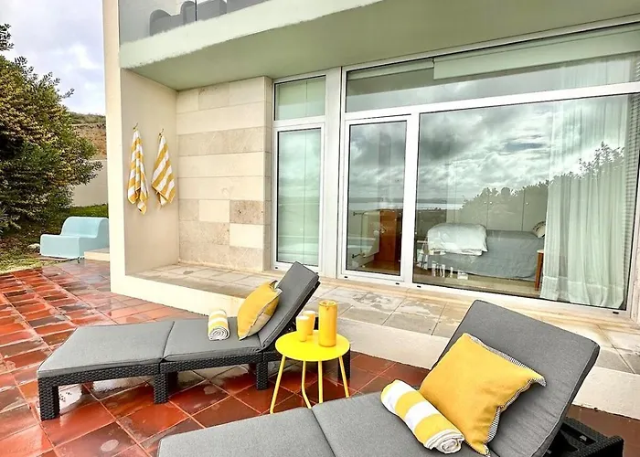 Casa Andorinha With Private Pool & Coastal Views Villa Foz do Arelho